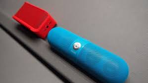 I just went for a run, and my right jabra elite 65t flew out of my ear, over a guardrail, and down a hill full of weeds and dead leaves. Jabra Solemate Mini Review Trusted Reviews