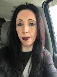 Whose outfit looks better, Steph's or AG's?