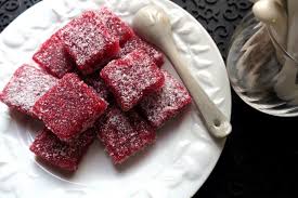 Pates De Fruits A La Framboise Une Recette Simple Et Rapide Pates De Fruits Pates De Fruits Maison Alimentation