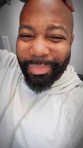 Cheerleaders with No Bloomers