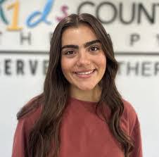 Hannah Brewster's Instagram, Twitter & Facebook