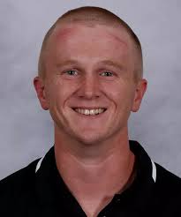 Men's Basketball Smothers Knights