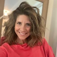 Amber Meis (@AmberEllen_)