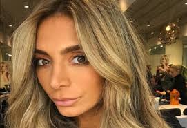 Congrats: Beauty blogger Nadia Bartel welcomes baby boy