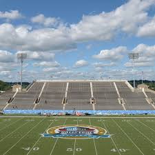 The game is played at tom benson hall of fame stadium, which is part of johnson controls hall of fame village and is located adjacent to the hall of fame building in canton, ohio. Nfl Hall Of Fame Game 2013 Cowboys Vs Dolphins Without Brian Hartline Mike Wallace The Phinsider