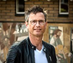 Toussaint occupies ninth place in the world ranking this season. Volgens Predikant Marco Hofland Is Pasen Het Ultieme Liefdes Haarlemsdagblad