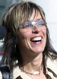 Who is the woman with the name nena? Nena Starportrat News Bilder Gala De
