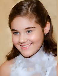 Editores me podrían 4yüd4r a restaurar esta foto soy yo de p3qu3ñ4. Está  humedecida y deteriorada. Muchas gracias 🙏