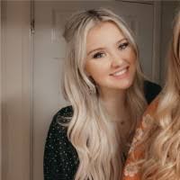 10+ "Danielle Butt" profiles