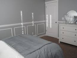 Bedroom chair rail molding is inexpensive and easy to install and provides an opportunity to introduce a second paint color wallpaper or beadboard above or below the molding as these bedroom chair rail ideas demonstrate beautifully. Master Bedroom Chair Rail Molding Diy Installation Renocompare