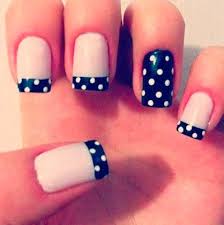 Un vídeo que nos muestra diseños de pies que se pueden combinar de acuerdo al gusto que tengas y lo mejor de todo es que son muy sencillos de realizar en la comodidad de tu hogar. Https Naildeart Blogspot Com 2019 11 Pintado De Unas Faciles Y Sencillos Html