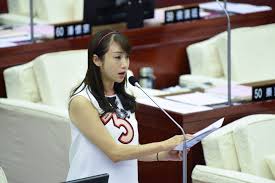 236,077 likes · 20,708 talking about this. è¨±æ·'è¯æ‰¹å¾å·§èŠ¯ç‚ºé˜²ç–« è€é¼ å±Ž å¾å›žå—† ä¸å¸¸åœ¨åŸºå±¤æœå‹™ æ‰ç„¡äººæ‰¾å¦³æ±‚åŠ© ä¸Šå ± ç„¦é»ž