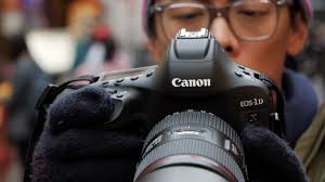 This list of the best canon lenses will help you better spend your money on products that actually improve. Canon S Best Lens 24 105mm F 4l Is Ii Usm Review Youtube