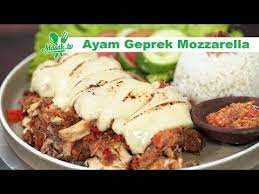 Ayam Geprek Mozzarella Resep 389 Youtube Food Mozzarella Yummy Food
