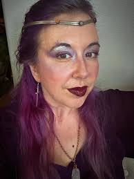 Totoo ba? Hoy, gullible ako. Aurora lang, ayoko ng Karina, wala ako nun lol