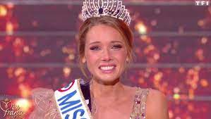 Amandine petit est entrée dans le cercle très fermé des miss france qui ont célébré cette année leur centenaire. Qui Est Amandine Petit La Miss Normandie Sacree Miss France 2021 Midilibre Fr