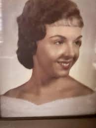 Gina Weaver's Instagram, Twitter & Facebook