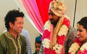 While in 2015, delhi daredevils dropped him after he went for 30 runs off three overs in his maiden outing, in the 2016 edition, he went for 49 runs in his only. Pictures Krunal Pandya Ties The Knot In A Star Studded Ceremony