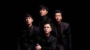 Kunci Chord Gitar Dan Lirik Lagu Harusnya Aku Armada Seharusnya Bukan Dia Yang Bersamamu Tribun Wow gitar dan lirik lagu harusnya aku