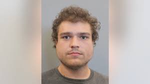 Houston man accused of stabbing woman he was dating, her husband in  restaurant parking lot