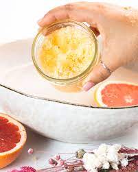Mit viel öl und wenig zucker können sie dieses peeling ebenso im gesicht anwenden. Korperpeeling Selber Machen Diy Grapefruit Peeling Feiersun De