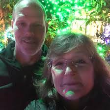 Lisa Edgar's Instagram, Twitter & Facebook