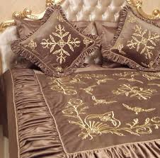 Marasisi Yorgan Takimi Yatak Ortuleri Yatak