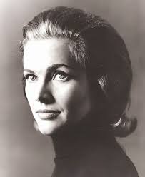 Edwin Richfield had the distinction of starring in six Avengers episodes  over the years and with all of Patrick Macnee's co-stars. He co-starred in  Girl On The Trapeze with Ian Hendry, The