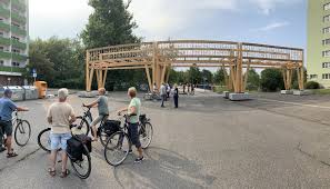 Colonnade Artwork By Observatorium In Chemnitz Livegreenblog Chemnitz Artwork Scenes