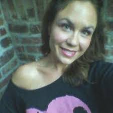 Erin Bale's Instagram, Twitter & Facebook