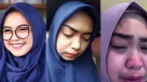 Di telpon ria ricis || ada nomernya=====•sosial media~~~~~•instagram : No Drama Ini Alasan Mengapa Ria Ricis Berhenti Jadi Youtuber Minta Maaf Ke Fans Di Vlog Terakhir Tribun Sumsel