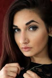 Michelle Taylor's Instagram, Twitter & Facebook