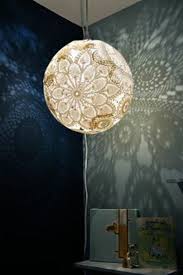 Lampe Selber Machen 30 Einmalige Ideen Lampen Basteln Lampen Selber Machen Kronleuchter Selbst Bauen