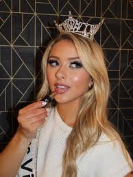 🌟Contestants Spotlight🌟 Meet Jadelyn Hope Leonard, Miss Chesapeake 2024  Talent: HERStory: Code Blue CSI: HEART (Help Everyone At Risk Triumph Heart  Disease) As a cardiovascular ICU nurse and current nurse practitioner  student,