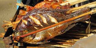 Lumuri ikan dengan bumbu tumisan. 4 Resep Ikan Bakar Praktis Bikin Nagih Merdeka Com