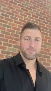 Bruce Sneed's Instagram, Twitter & Facebook