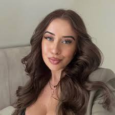 𝒂𝒏𝒏𝒂-𝒎𝒂𝒓𝒊𝒂 🧸🤍 (@annaa.koo) • Instagram photos and videos