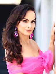 Karla Corral Salomon (@karlacorraloficial) • Instagram photos and videos