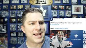 The Leafs sign Aaron Dell