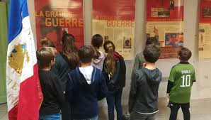 Liste des mots de 8 lettres commençant avec les lettres barda. Les Enfants De La Valette Du Var Dans Les Pas Des Poilus