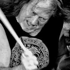 Larry Howe updated his profile picture.