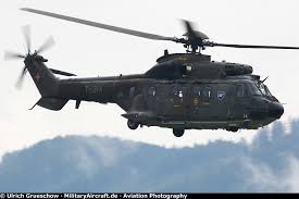 În anii 1970 şi 1980 puma a devenit elicopterul standard mediu de transport pentru multe forţe aeriene din lume. Photos Eurocopter Super Puma Westland Puma Militaryaircraft De Aviation Photography