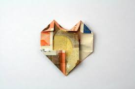 Geldscheine falten herz anleitung geldgeschenke sind in deutschland und auf der ganzen welt sehr beliebt, aber andererseits betrachten manche menschen diese als zu unpersönlich. Faltanleitung Kleines Herz Als Geldgeschenk Hochzeit Net