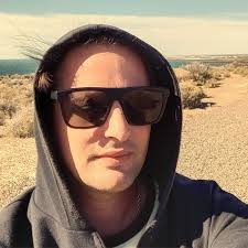 Adrian Richard: discos, canciones y conciertos