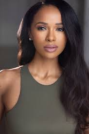 Renee Booker's Instagram, Twitter & Facebook