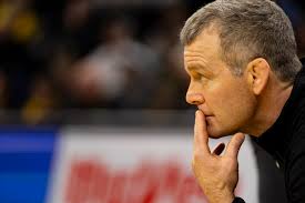 Iowa men's wrestling suffers first defeat of season against Michigan