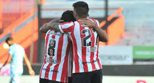Club estudiantes de la plata , hanya disebut sebagai estudiantes, adalah klub olahraga profesional argentina yang berbasis di la plata. Ultimas Noticias Sobre Estudiantes De La Plata