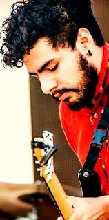 Aaron Rojas's Instagram, Twitter & Facebook