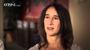 Nadia Bloom Back at Home