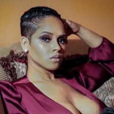 Stream Cassandra Muse music